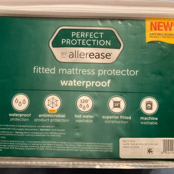 Allerease Waterproof fitted Mattress protector for Twin size bed - Picture 2 of 3